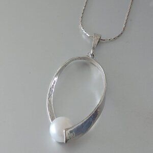 Noa Zuman Sterling silver 925 Necklace W Freshwater Pearl Pendant